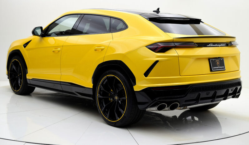 
								Lamborghini Urus 2021 full									